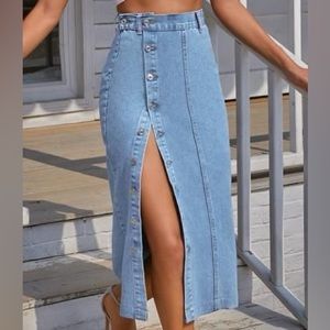 Button front denim skirt